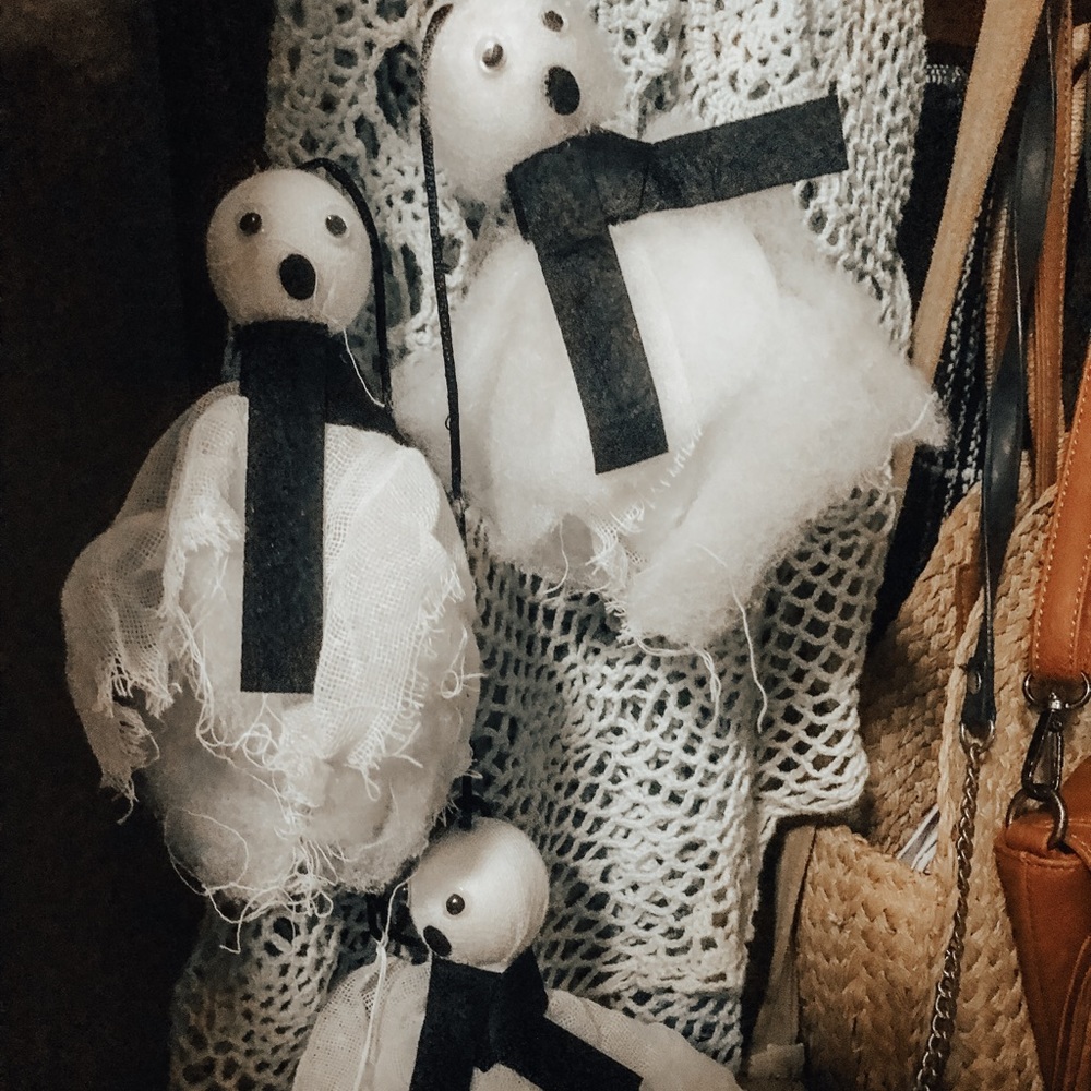 Ghost garland